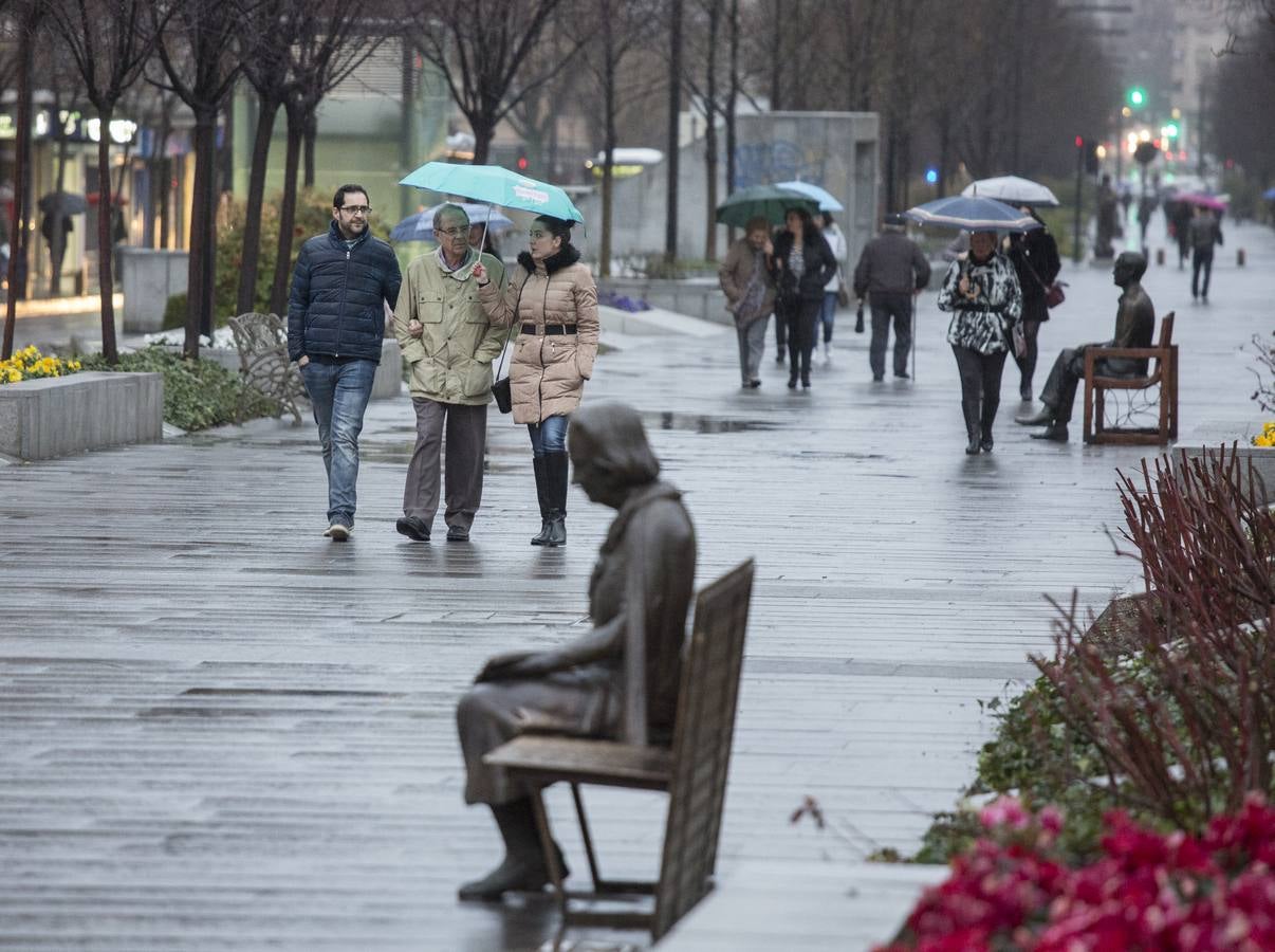 Viernes de lluvia fina en Granada
