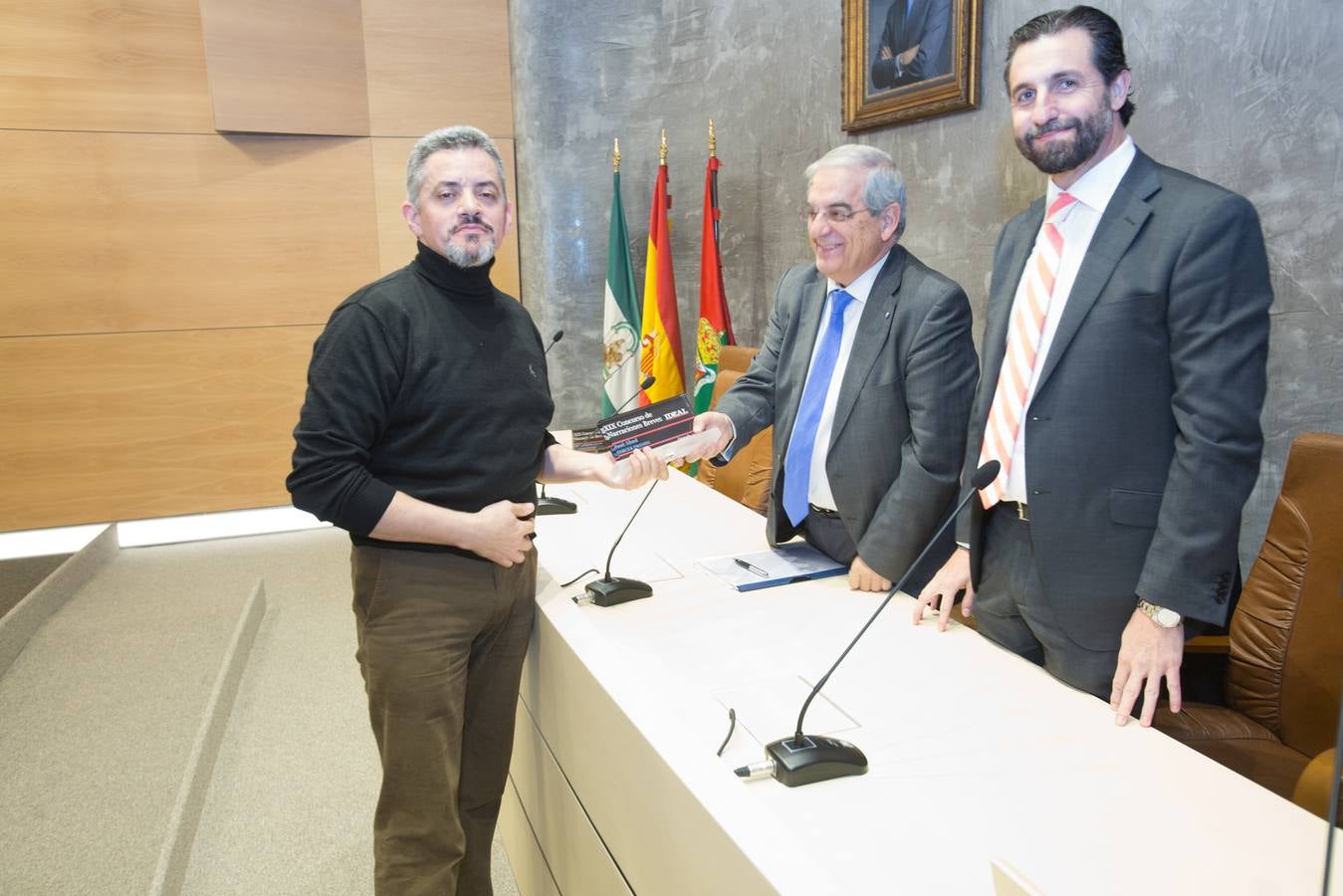 IDEAL entregó anoche los premios del XIX Concurso de Narraciones Breves