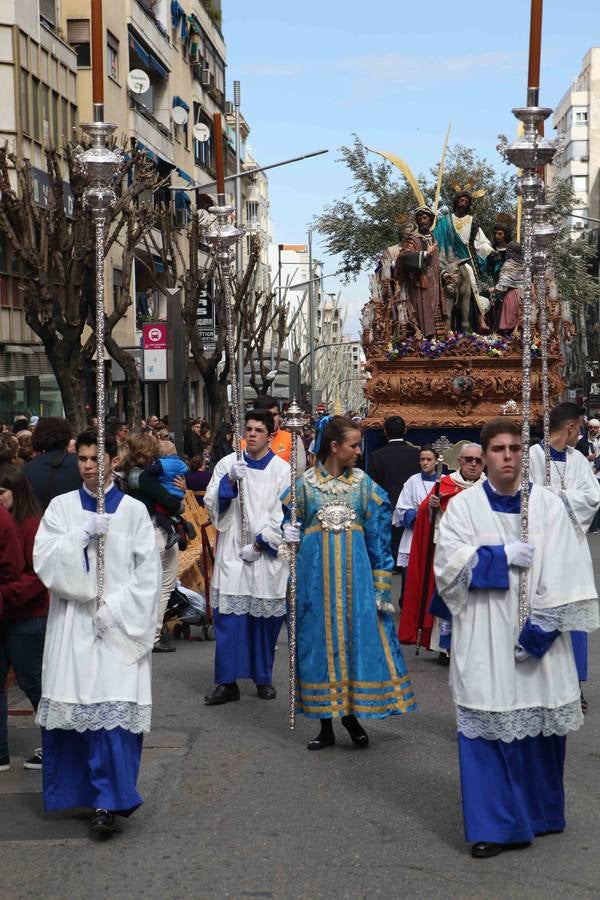&#039;La Borriquilla&#039; se lució rodeada de luz