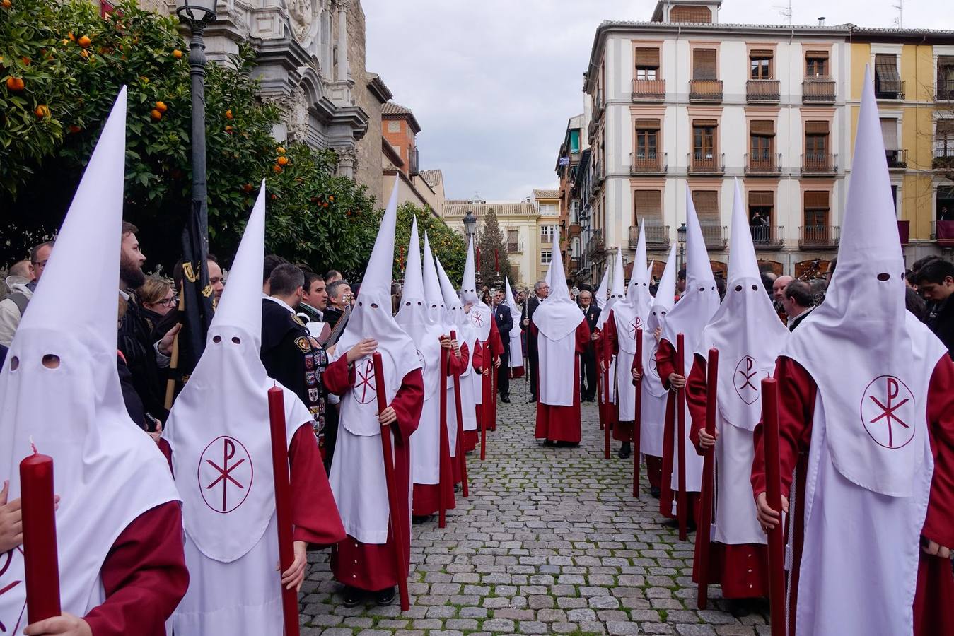 Estudiantes, al completo