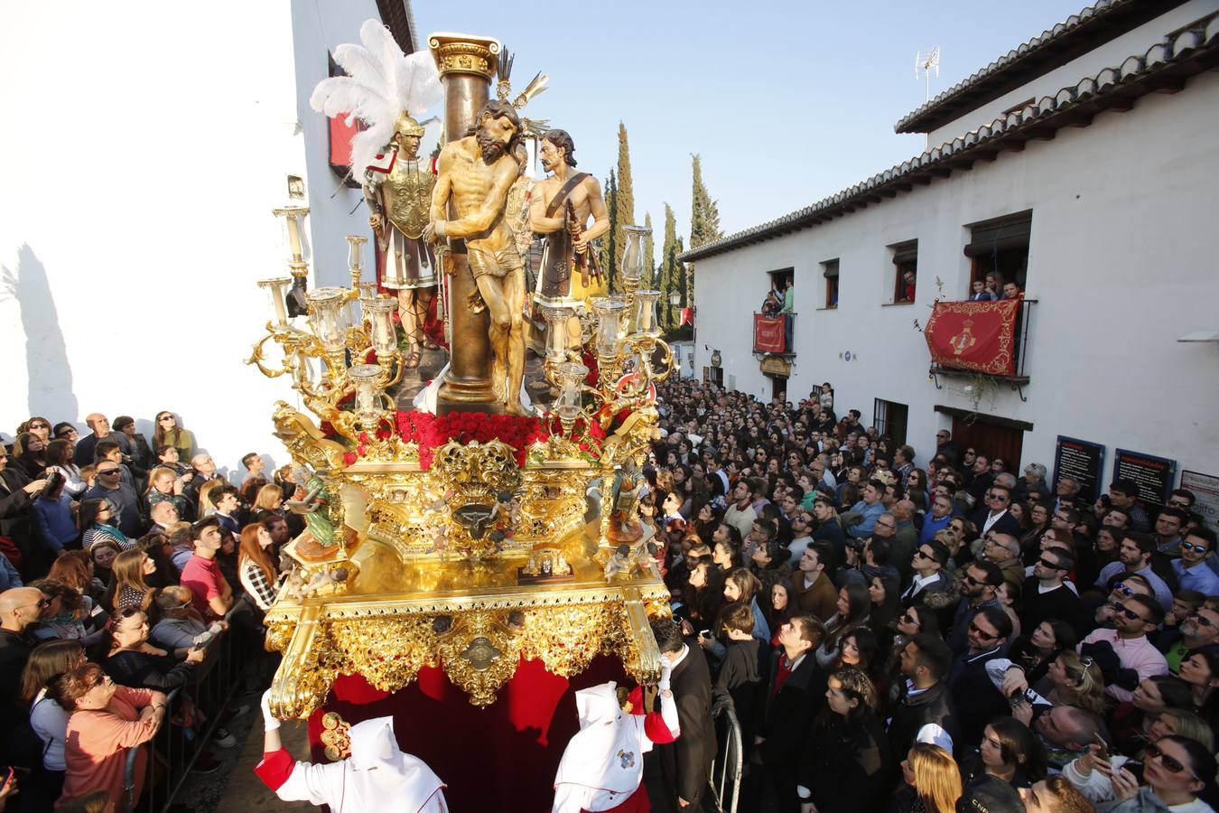 Jueves Santo pleno en Granada