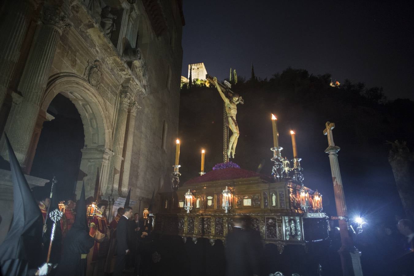 Y Granada guardó silencio