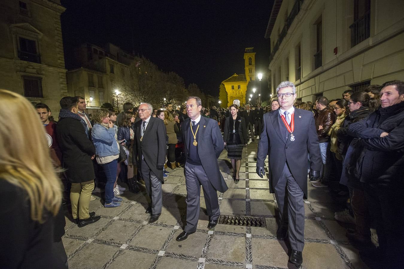 La procesión oficial