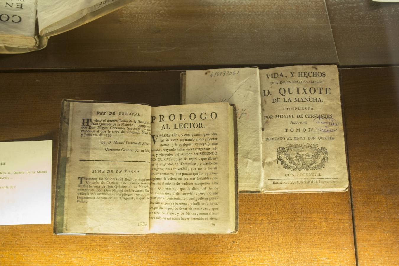 La Biblioteca del Hospital Real reúne ediciones antiguas y raras de Cervantes