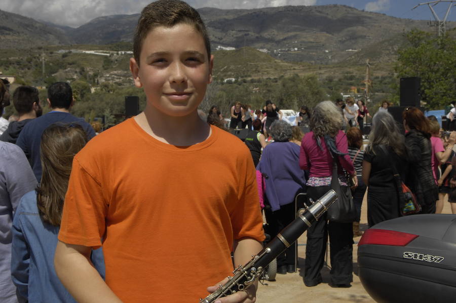 Órgiva se vuelca con los refugiados en Macedonia