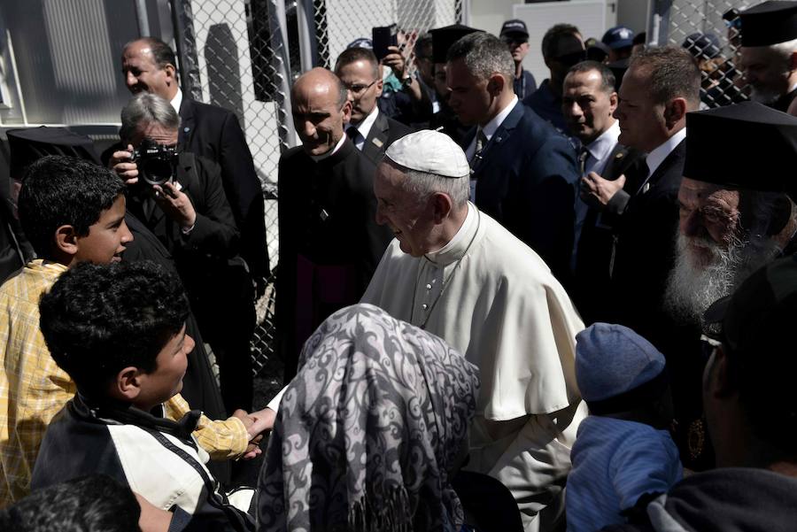 El Papa, con Lesbos