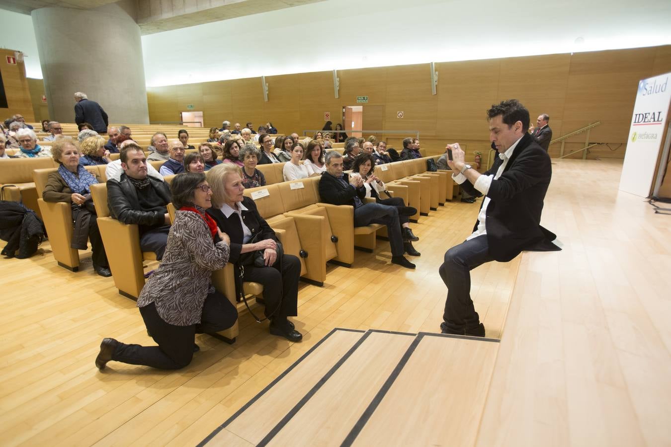 Foro de Salud de IDEAL, una puerta abierta para superar la enfermedad