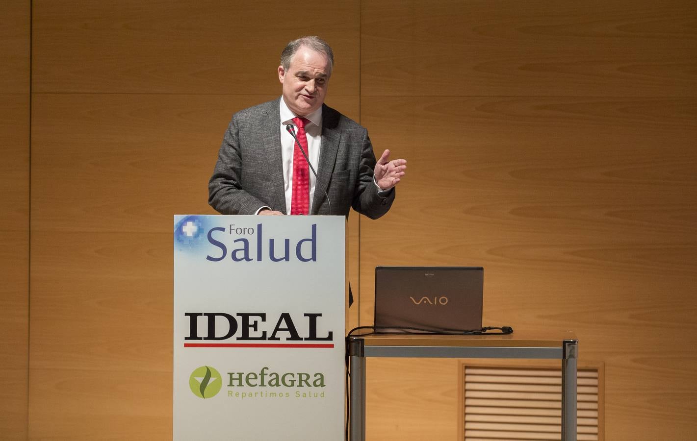 Foro de Salud de IDEAL, una puerta abierta para superar la enfermedad