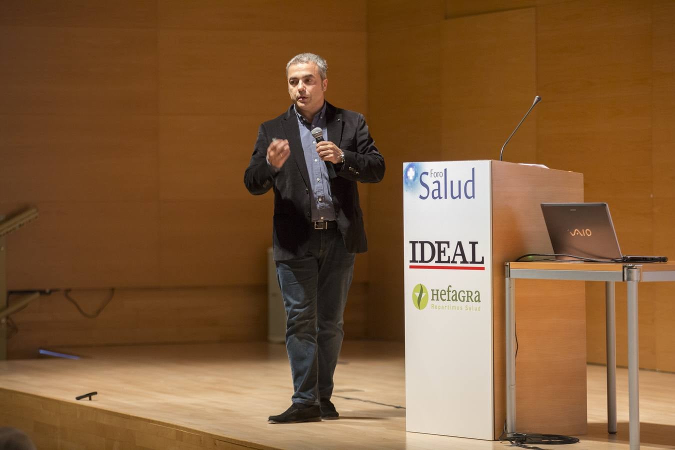 Foro de Salud de IDEAL, una puerta abierta para superar la enfermedad