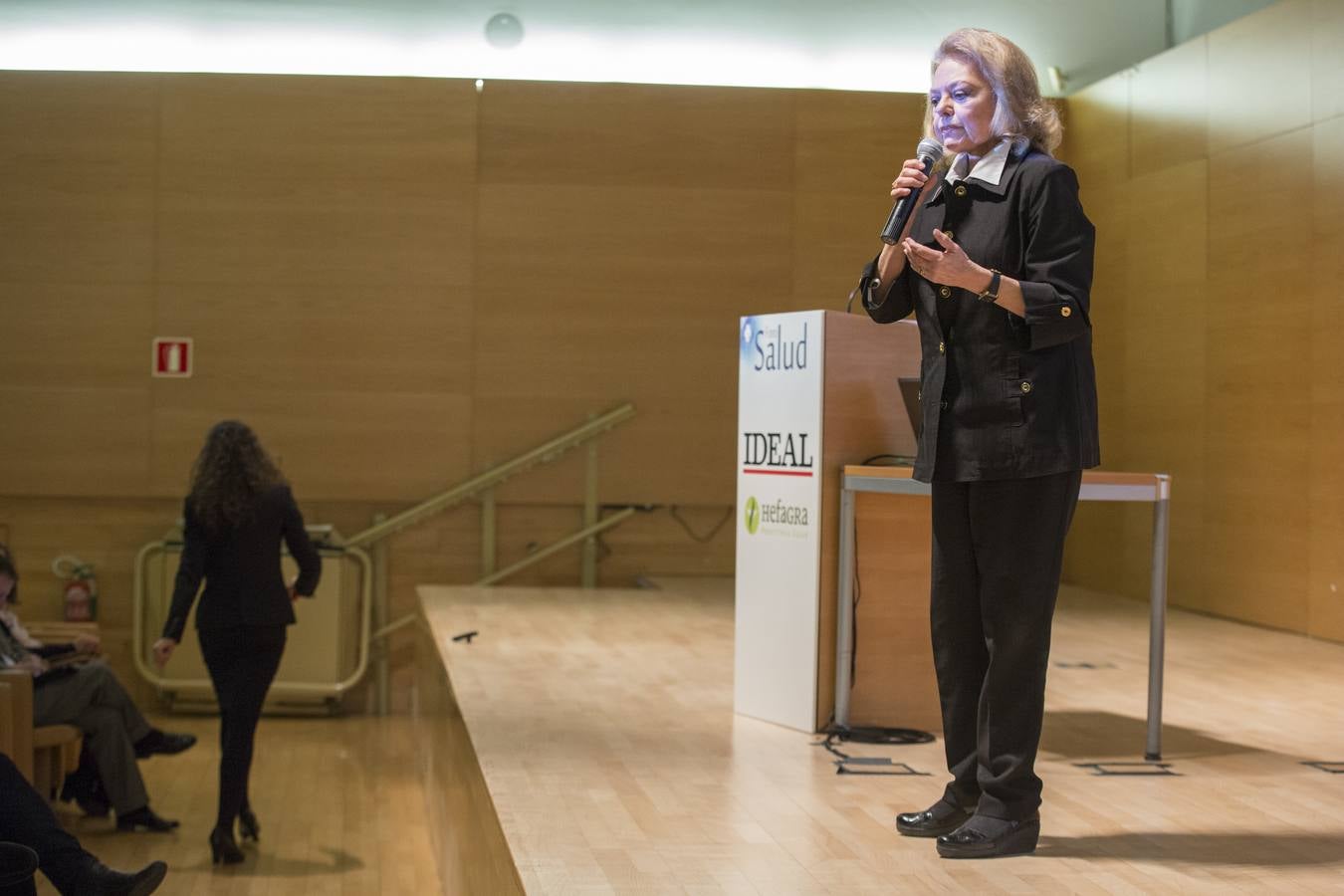 Foro de Salud de IDEAL, una puerta abierta para superar la enfermedad