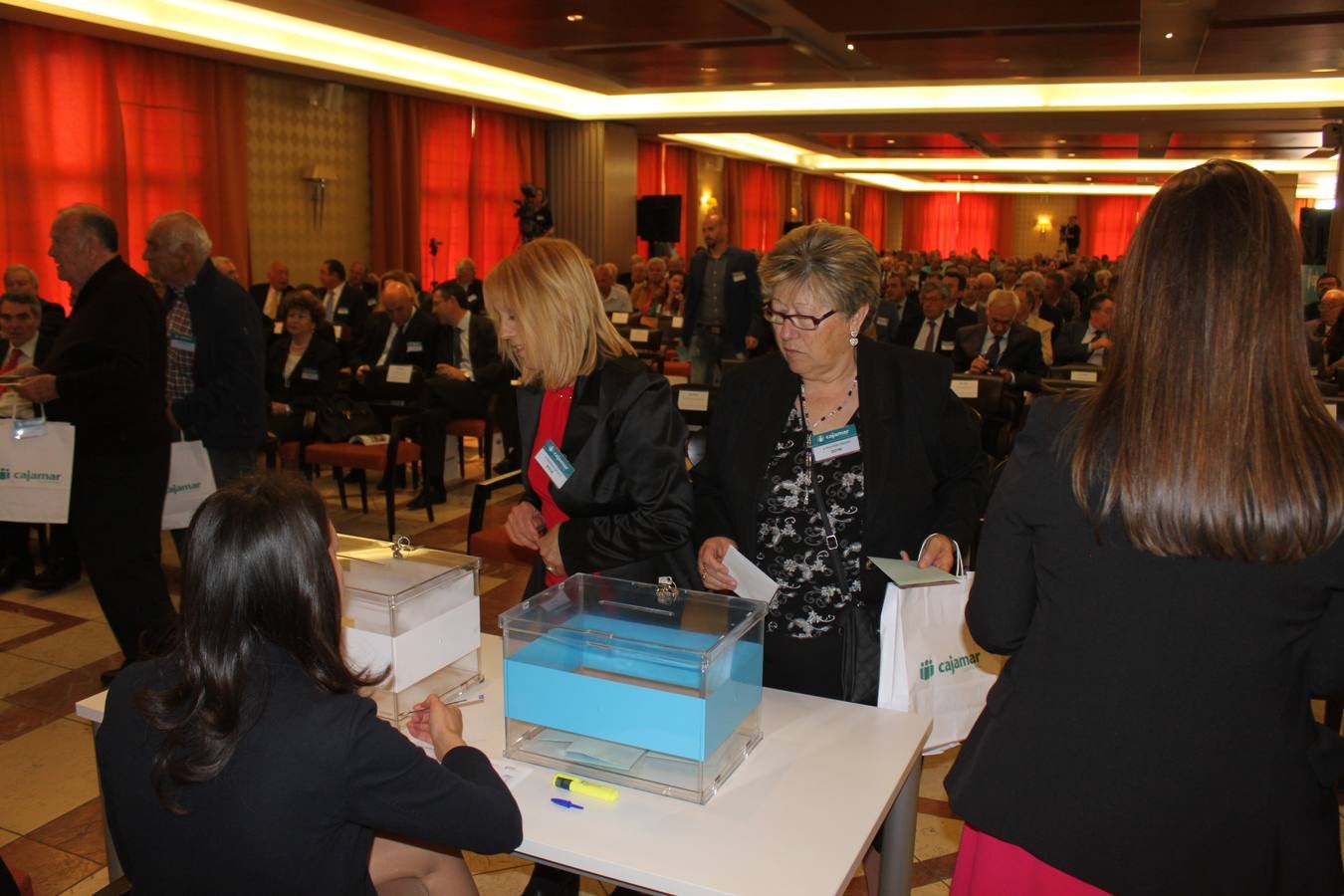 Cajamar elige nuevo presidente para liderar la integración de las cooperativas de crédito