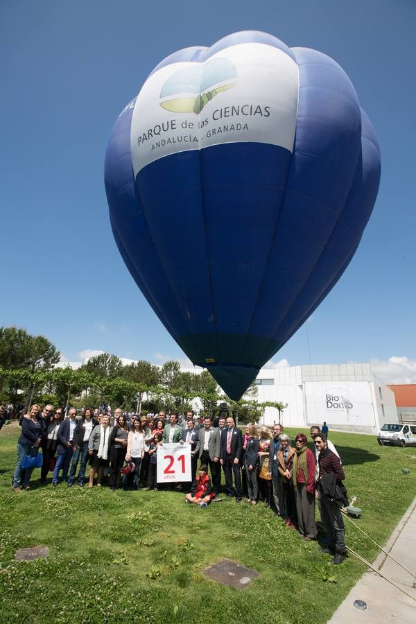 Ventiún años y siempre hacia arriba
