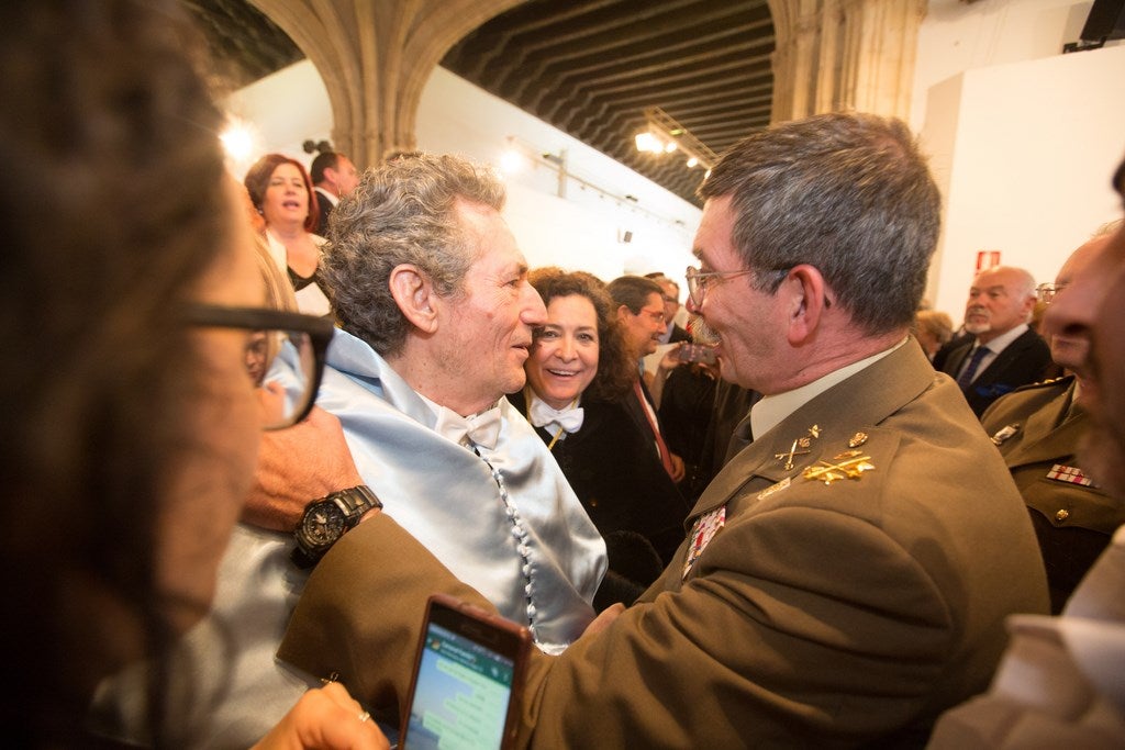 Miguel Ríos reivindica el papel de la universidad para formar ciudadanos críticos