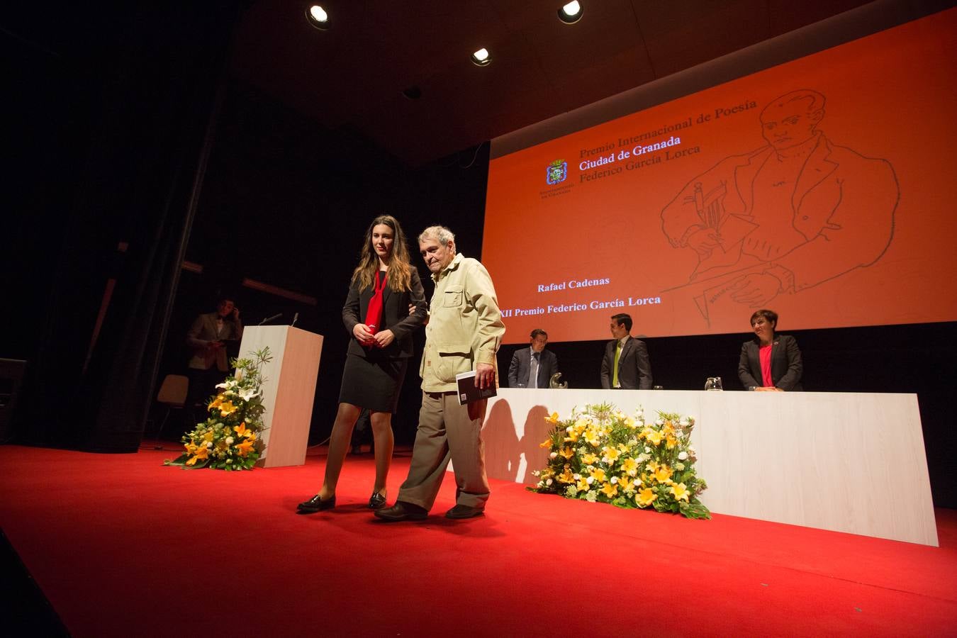 Rafael Cadenas recibe el Premio Lorca de poesía