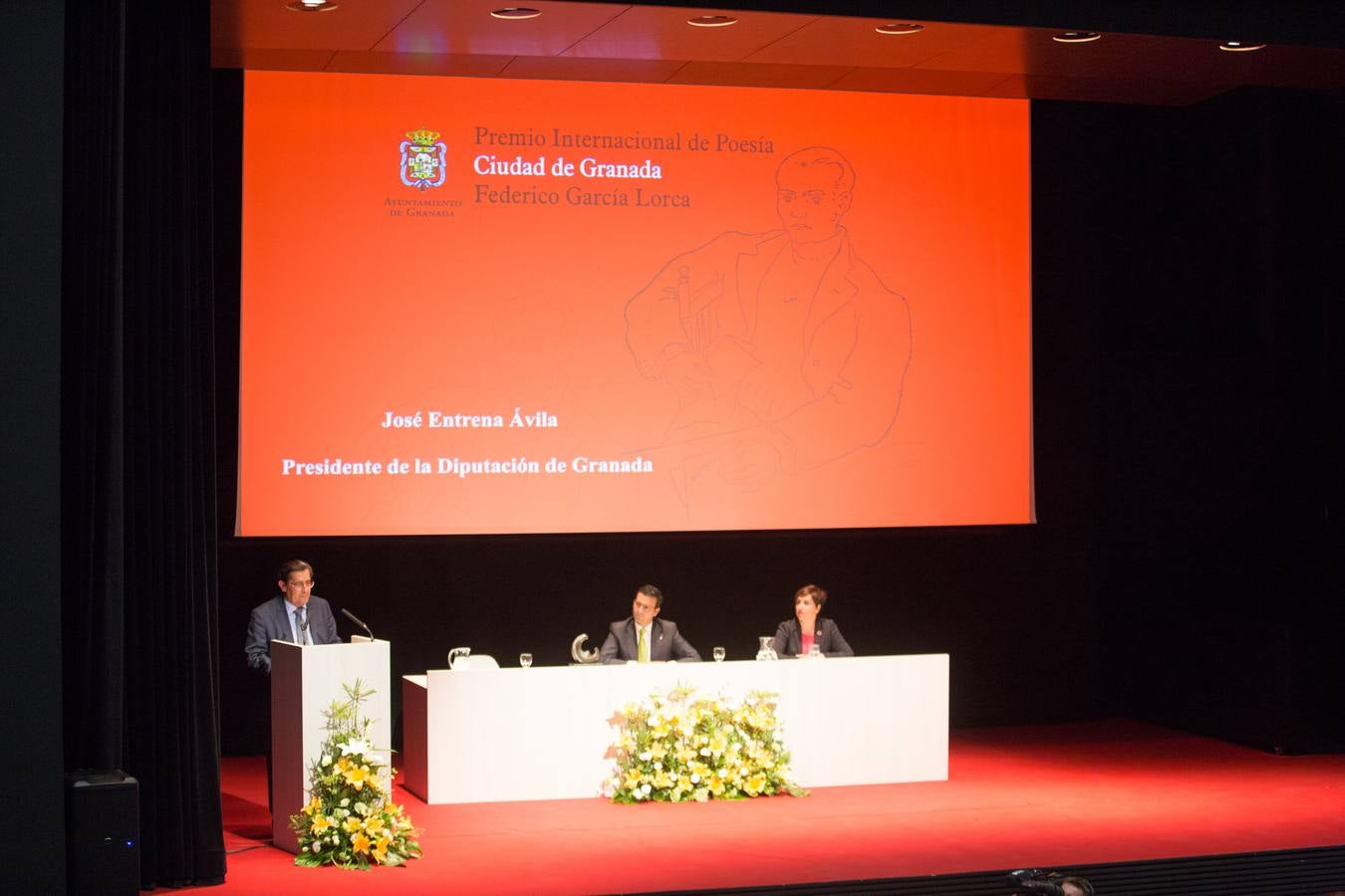 Rafael Cadenas recibe el Premio Lorca de poesía