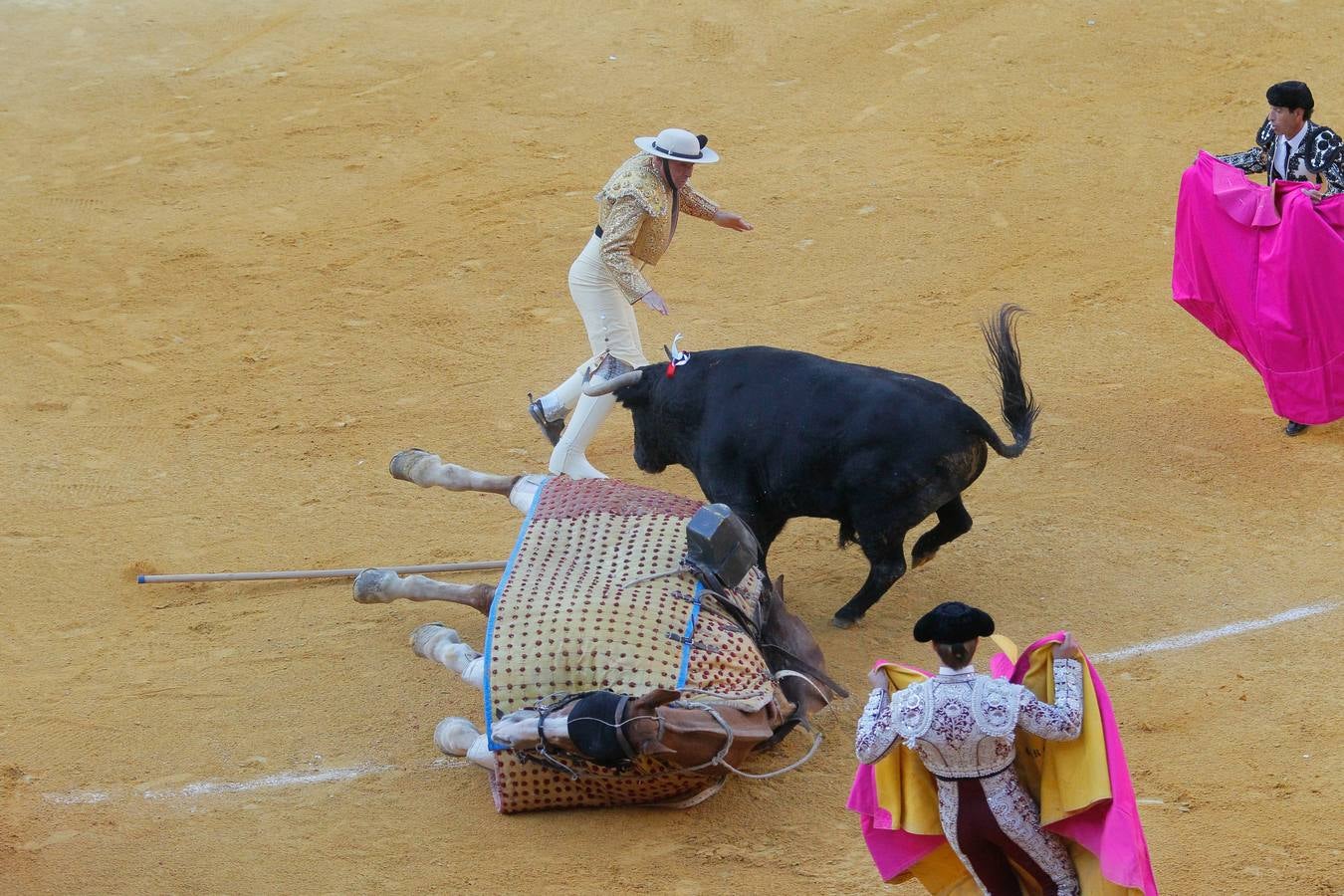 El duelo entre hermanos, para Cayetano