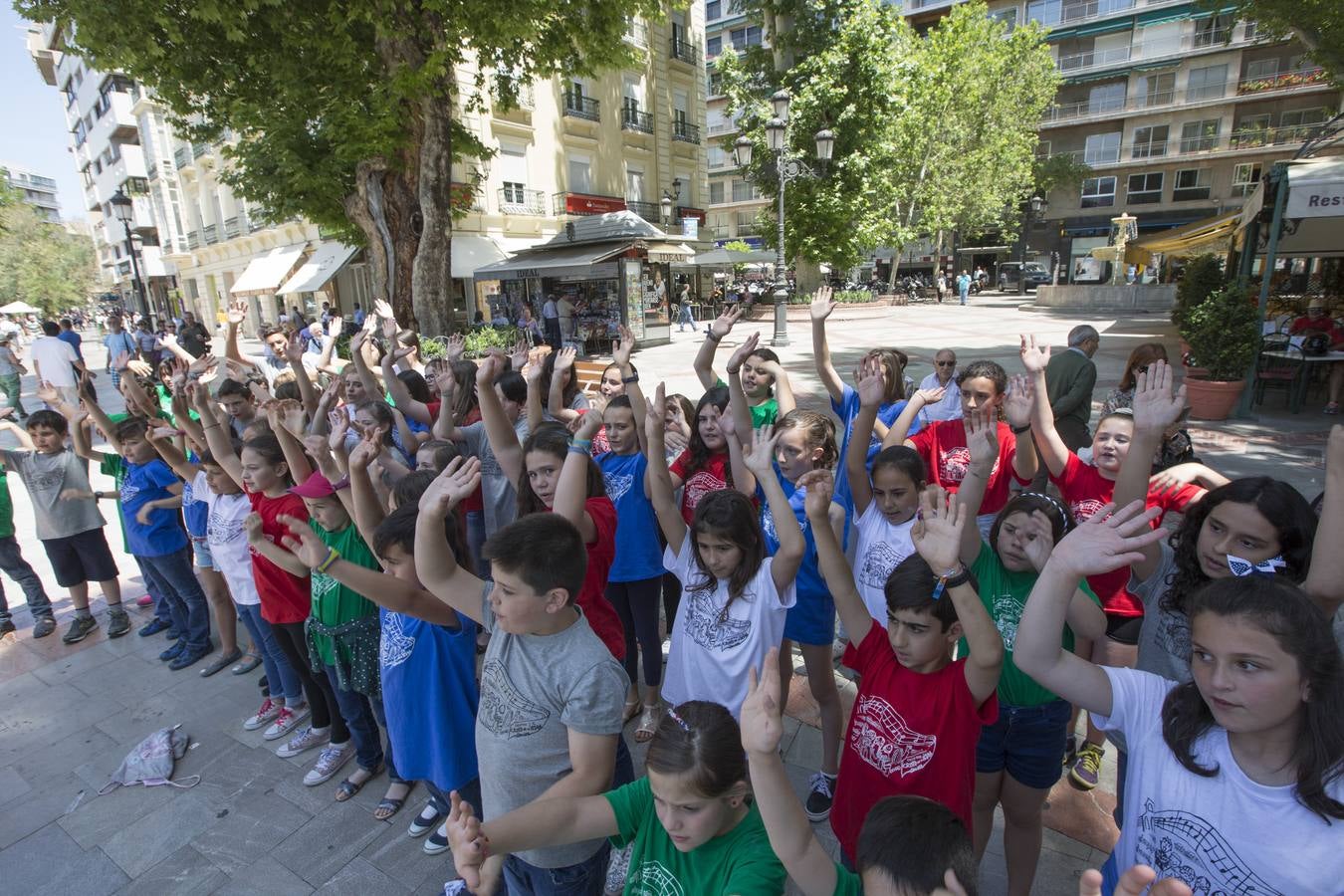 Con la música a otra plaza