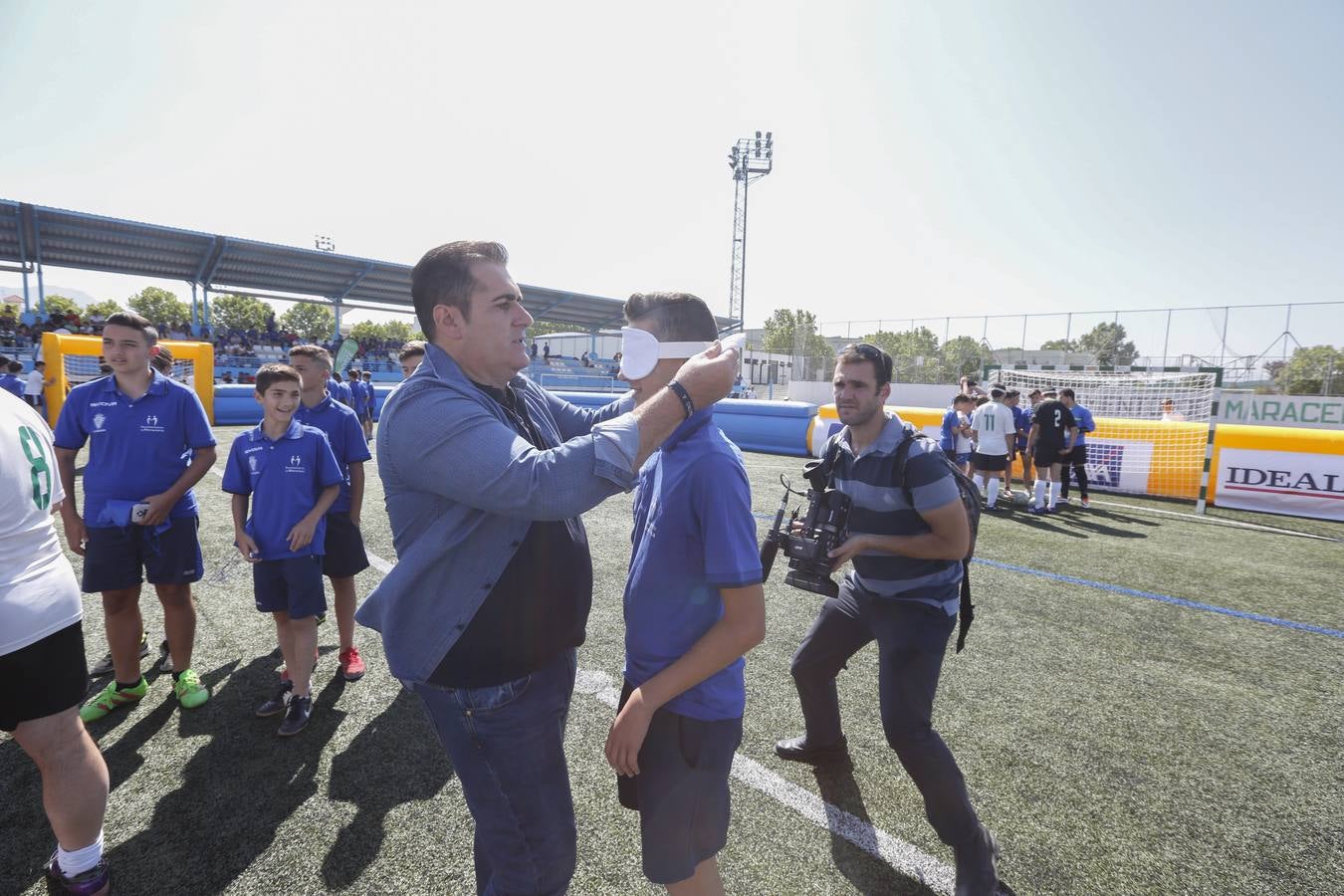 Lección magistral de la Selección Española de fútbol para ciegos en Maracena