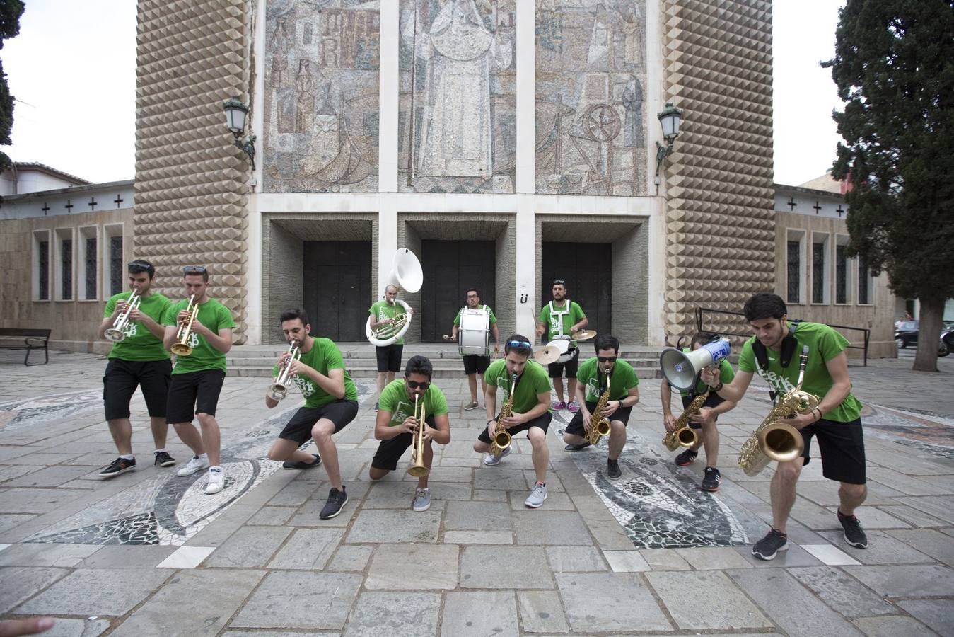 Más de 90 espectáculos toman la calle con el FEX