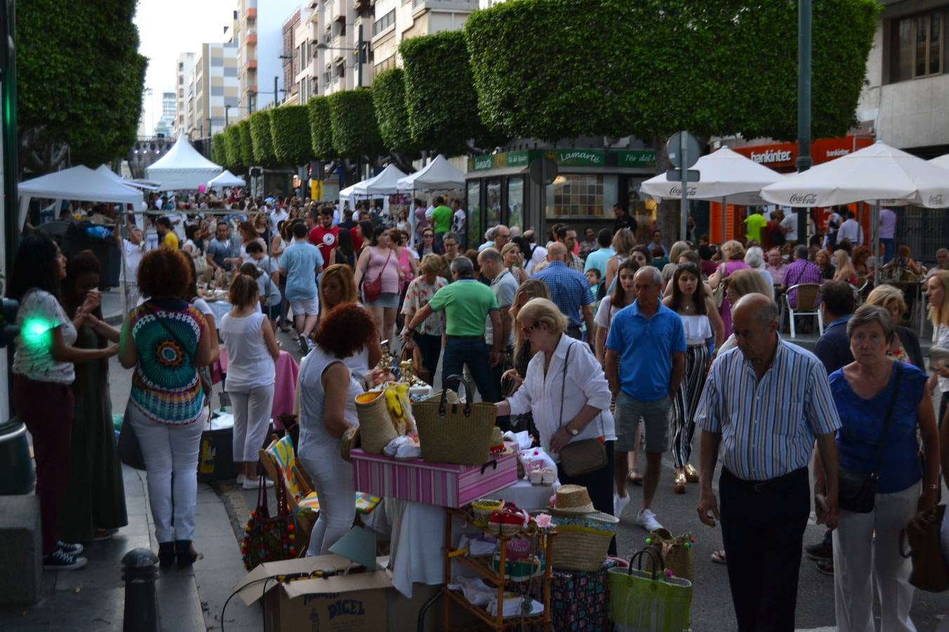 Almería disfruta de otra Noche en Blanco más