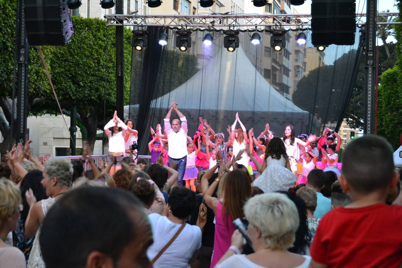 Almería disfruta de otra Noche en Blanco más