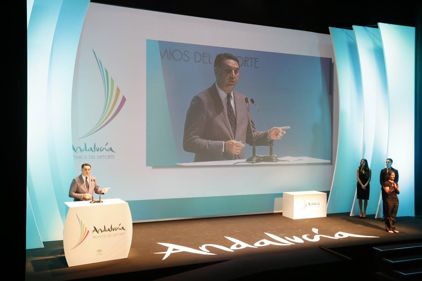 Los mejores andaluces, sin debate