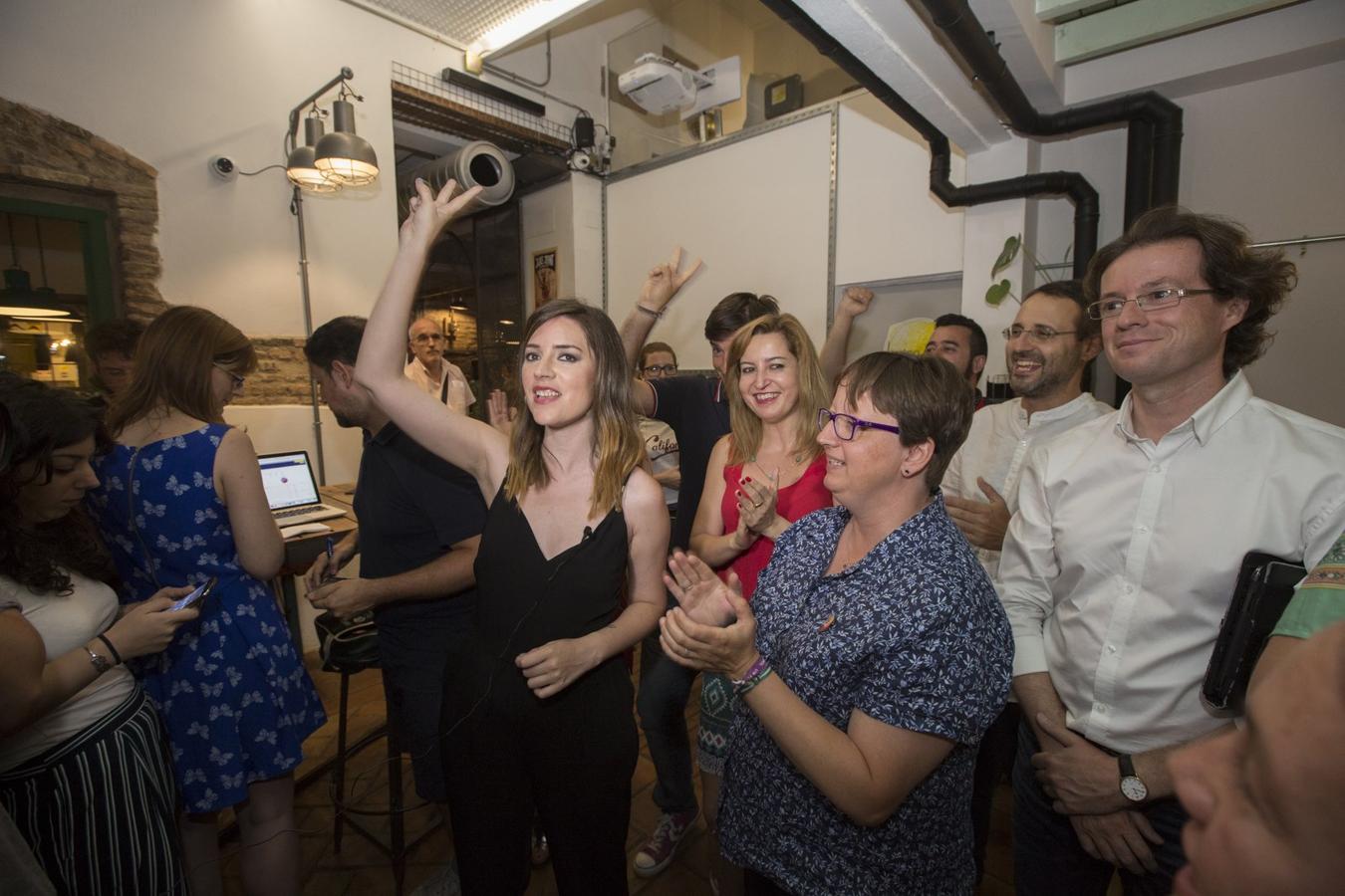 Las fotografías clave de la jornada electoral en Granada