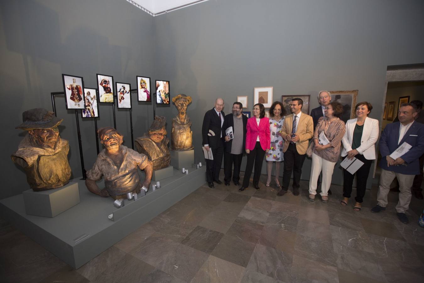 Una muestra repasa con 150 piezas las casi tres décadas de amistad de Zuloaga y Falla