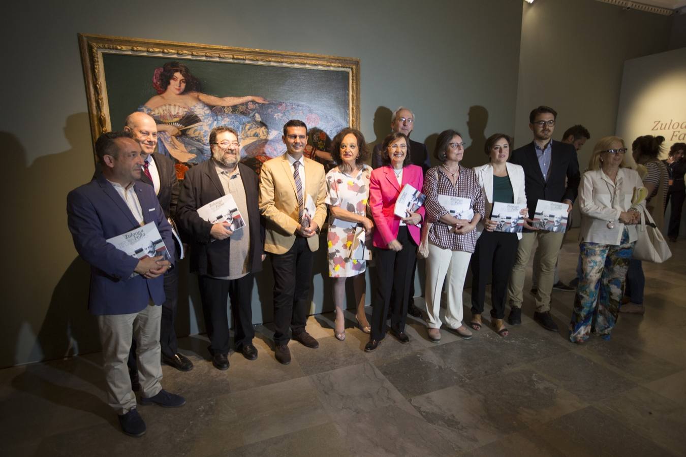 Una muestra repasa con 150 piezas las casi tres décadas de amistad de Zuloaga y Falla