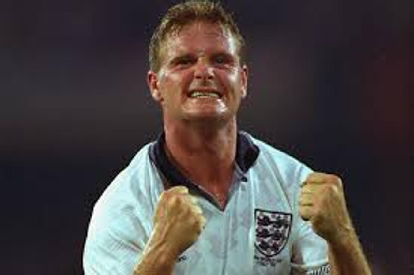 El ex futbolista Paul Gascoigne deambula desnudo y borracho por Inglaterra