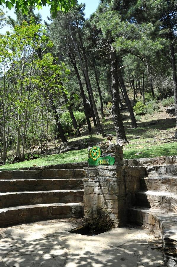 La Fuente de la Teja, en el nacimiento del Darro.