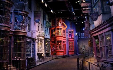 ¿Quieres desayunar en el castillo de Hogwarts  con Harry Potter?