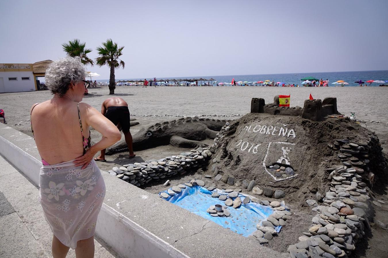 Las playas granadinas, a rebosar