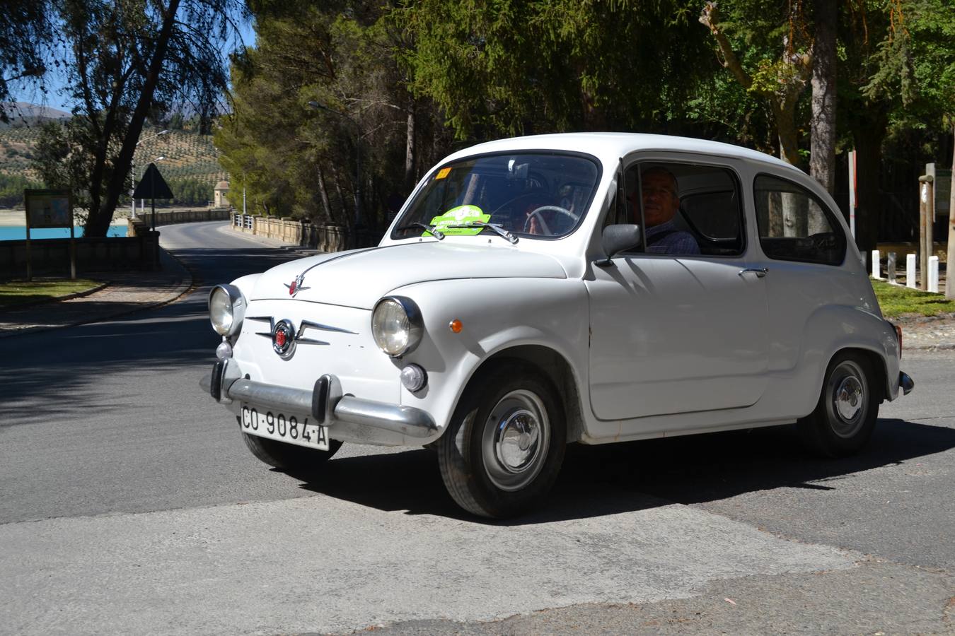 III concentración de coches clásicos en Cacín