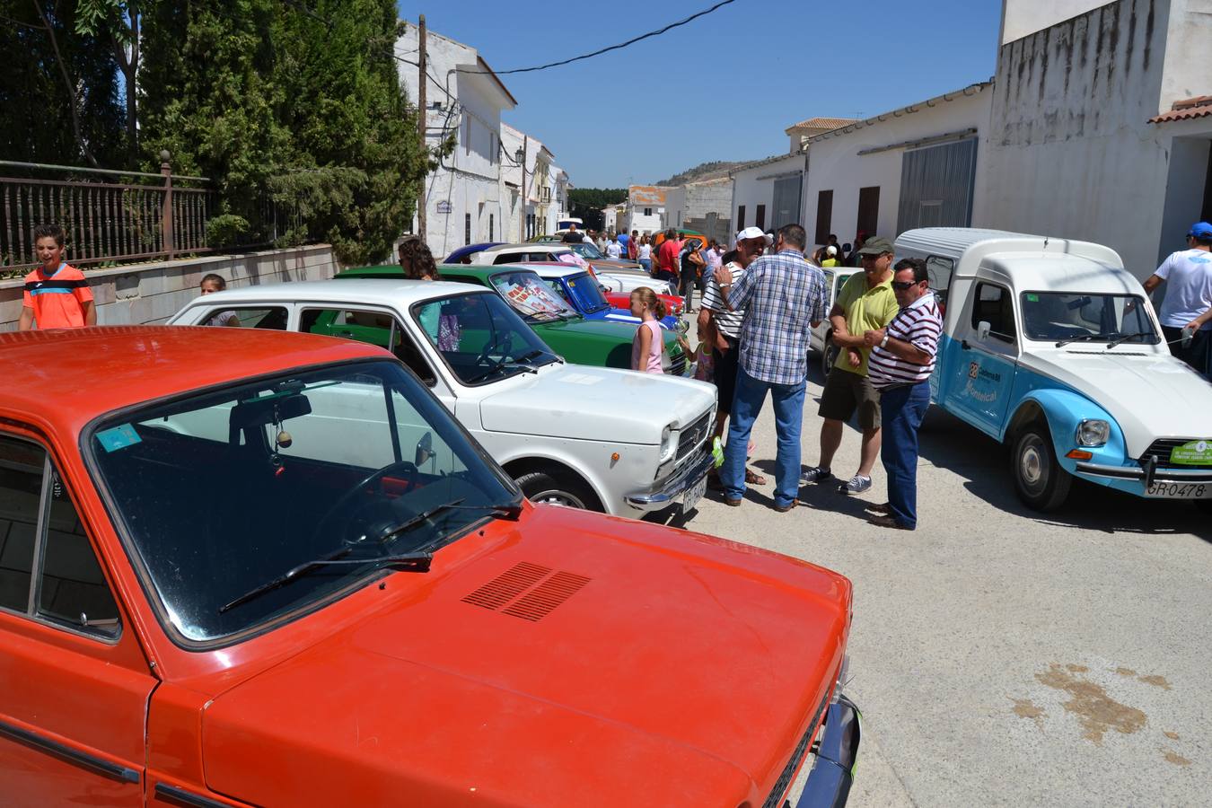 III concentración de coches clásicos en Cacín