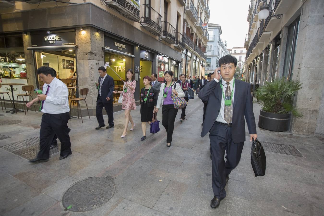 Mandatarios chinos visitan Granada