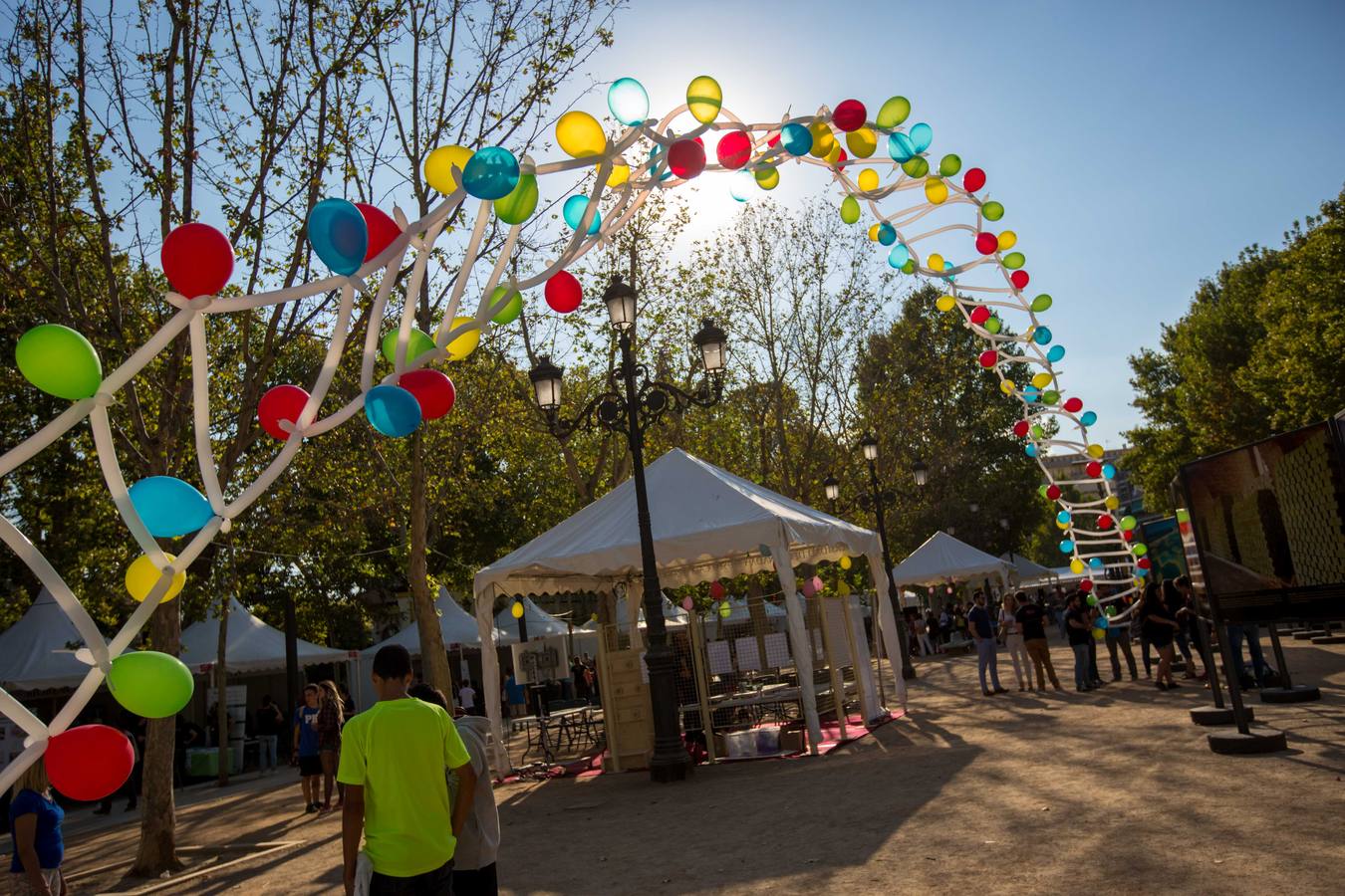La ciencia sale del laboratorio y entra en el Salón