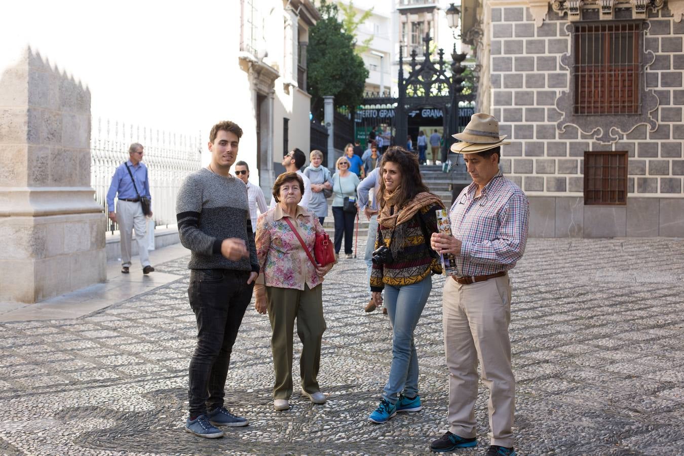 Granada, de bote en bote