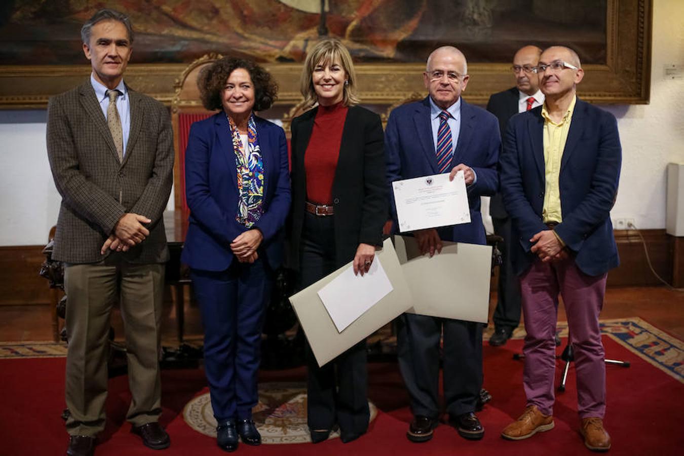 Entrega de los premios de la UGR a la divulgación científica y a trabajos de investigación de excelencia