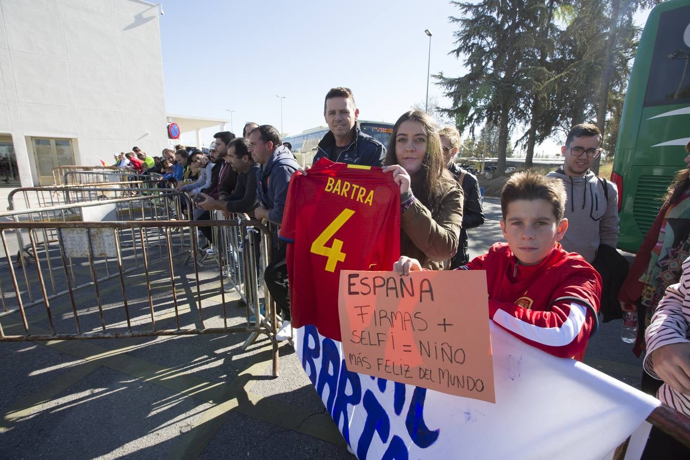 La selección española aterriza en Granada