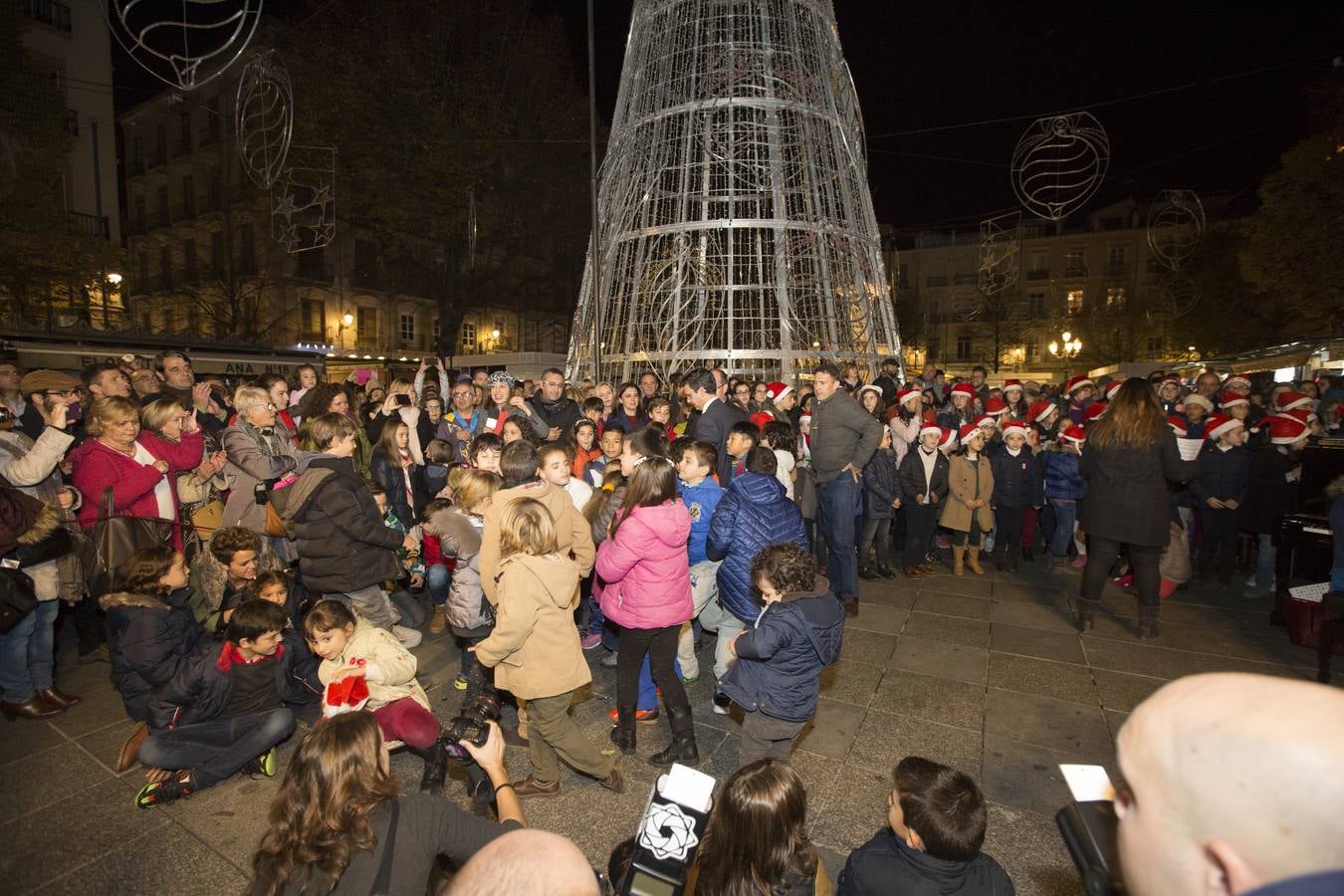 1,5 millones de &#039;leds&#039; iluminan la Navidad de Granada