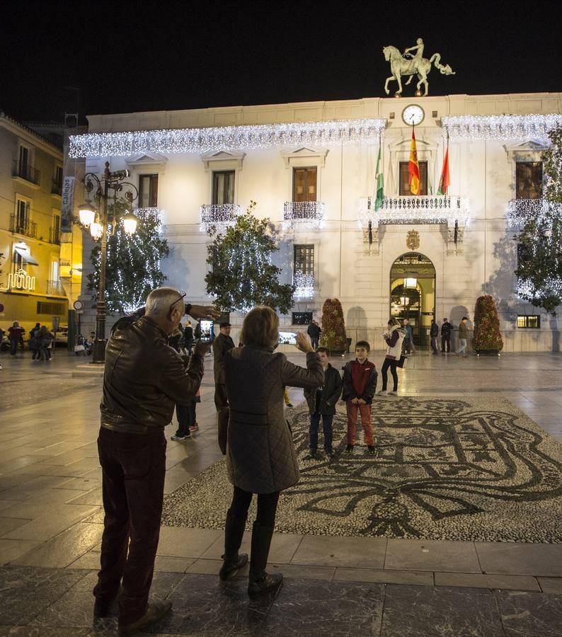 1,5 millones de &#039;leds&#039; iluminan la Navidad de Granada