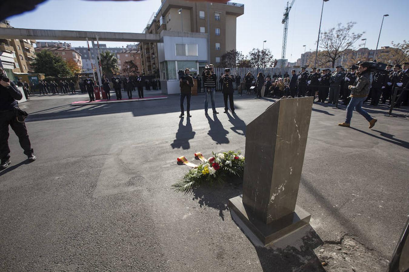 Homenaje a los policías caídos en acto de servicio