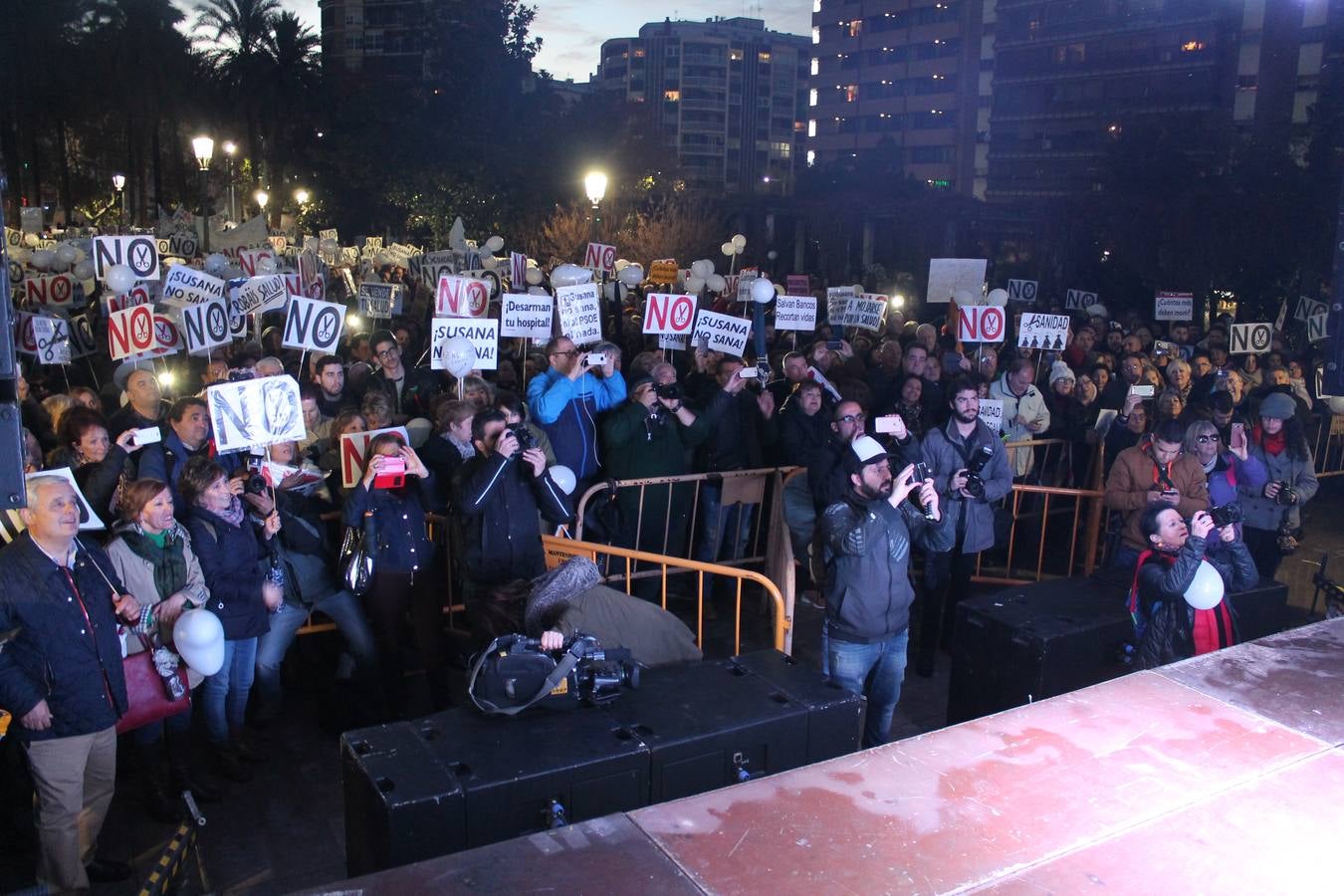 Unas 2.000 personas protestan en Jaén contra el «caos sanitario»
