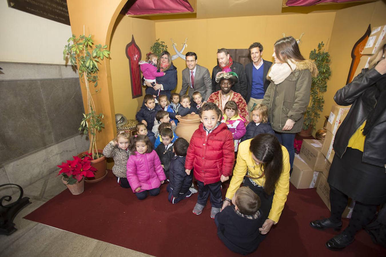 El Cartero Real ya recibe a los niños por Navidad