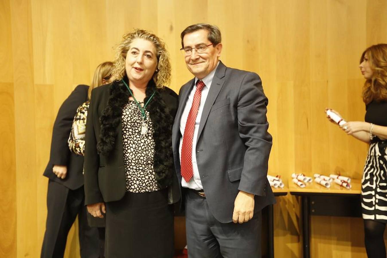 Medallas por un cuarto de siglo trabajando en Diputación