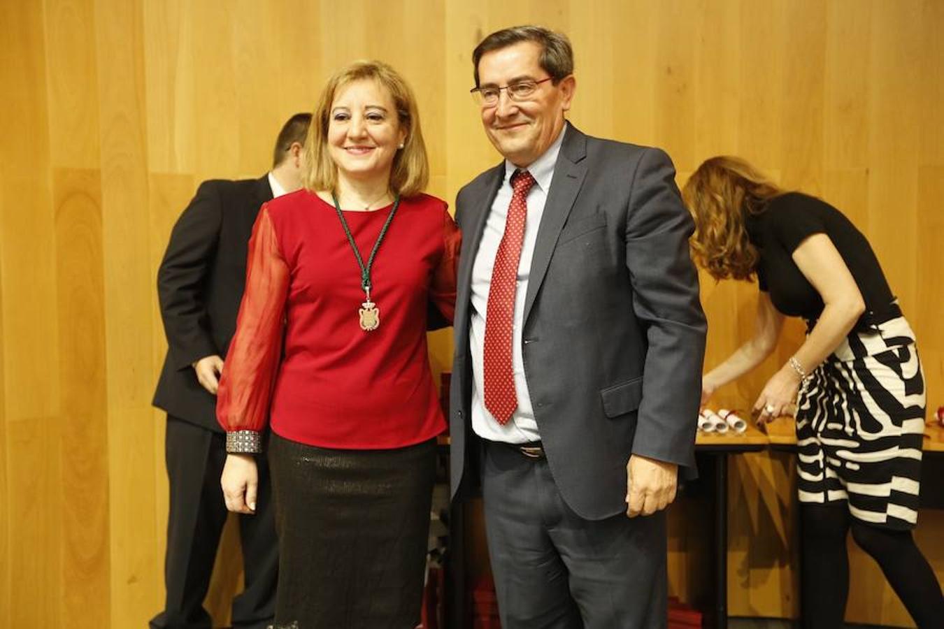 Medallas por un cuarto de siglo trabajando en Diputación