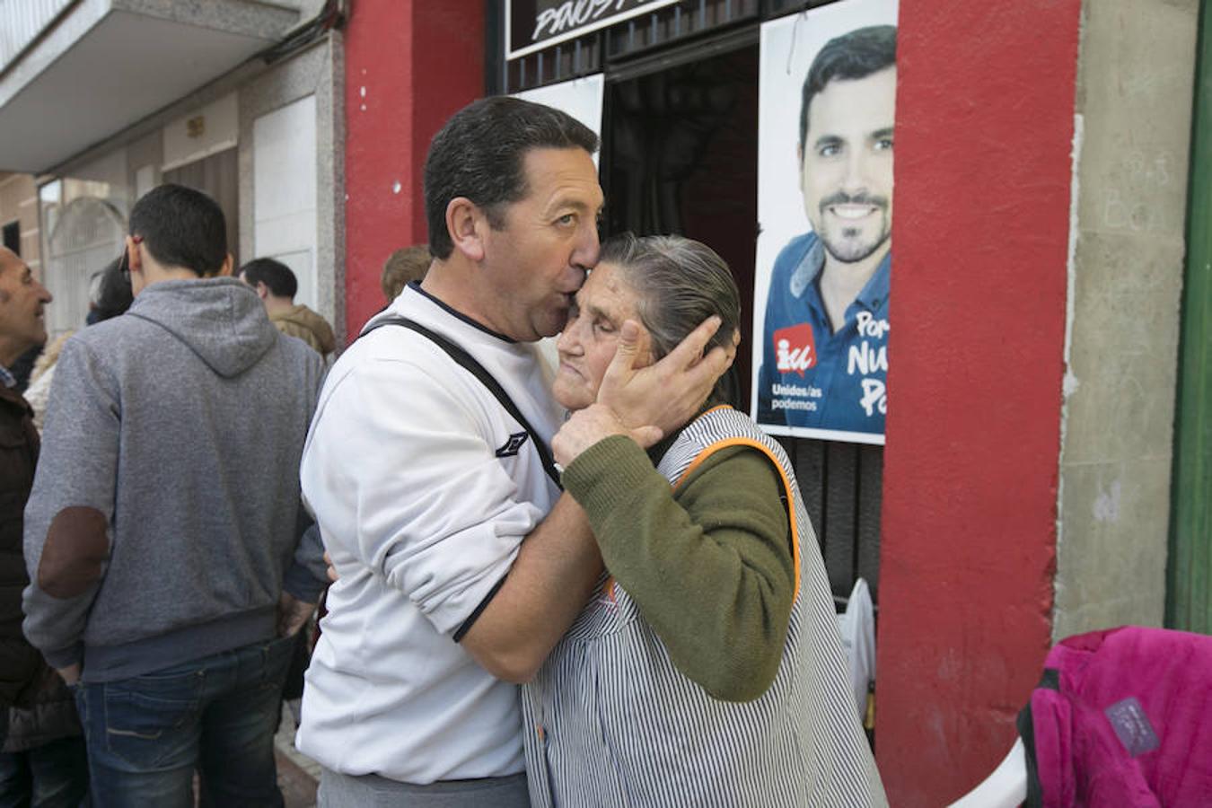 Izquierda Unida celebra el premio de la Lotería de Navidad