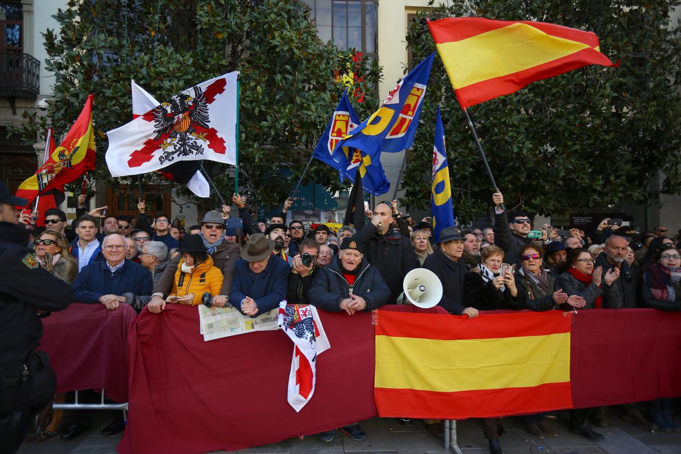 Granada celebra 525 aniversario de La Toma con un cruce de gritos sin incidentes