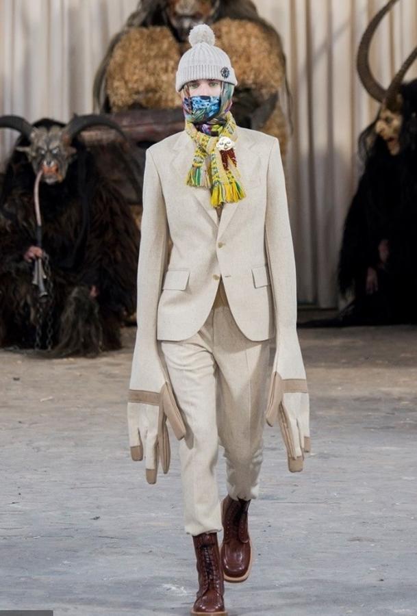 Las extravagantes ideas en la moda masculina